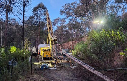 Diamond drilling rig setup for gold exploration project in the Bendigo Goldfields region