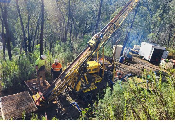 remote-exploration-water-supply-drilling-support Self-sufficient water supply and support truck for remote mineral exploration drilling projects in Victoria.